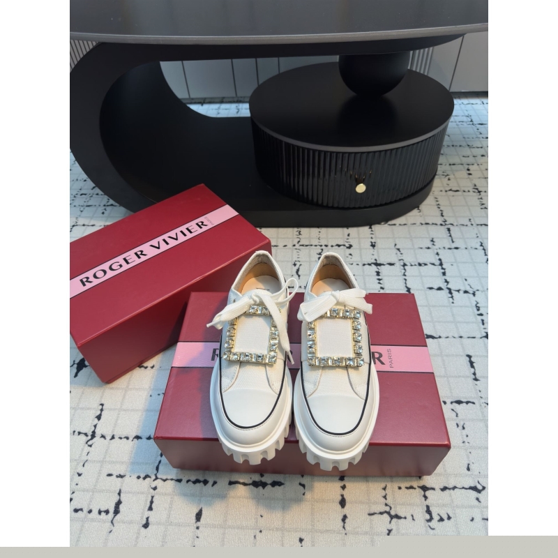 Roger Vivier Casual Shoes